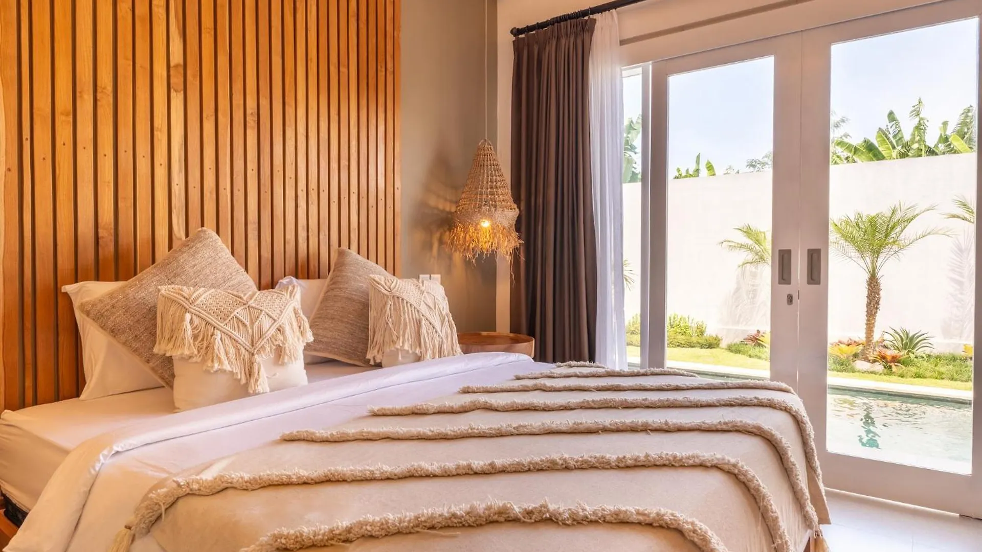 Casa Moana Seminyak 3Br Stylish Private Pool Villa