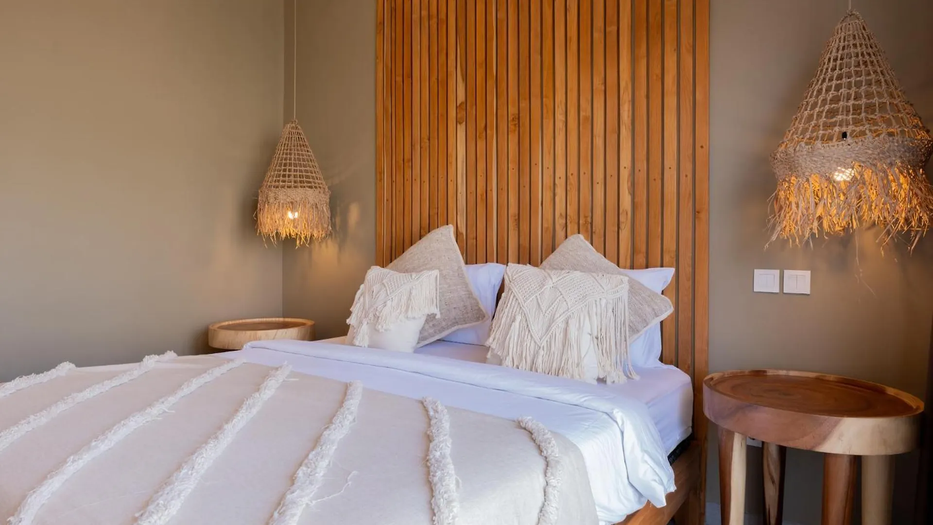 Casa Moana Seminyak 3Br Stylish Private Pool Villa