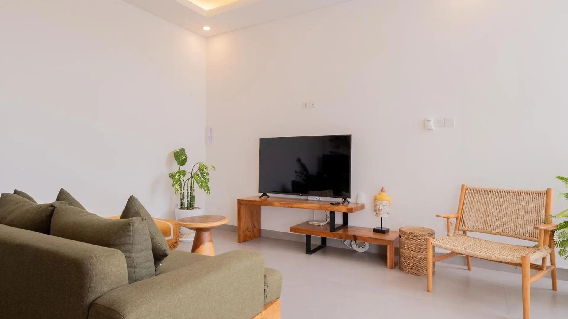 Casa Moana Seminyak 3Br Stylish Private Pool Villa