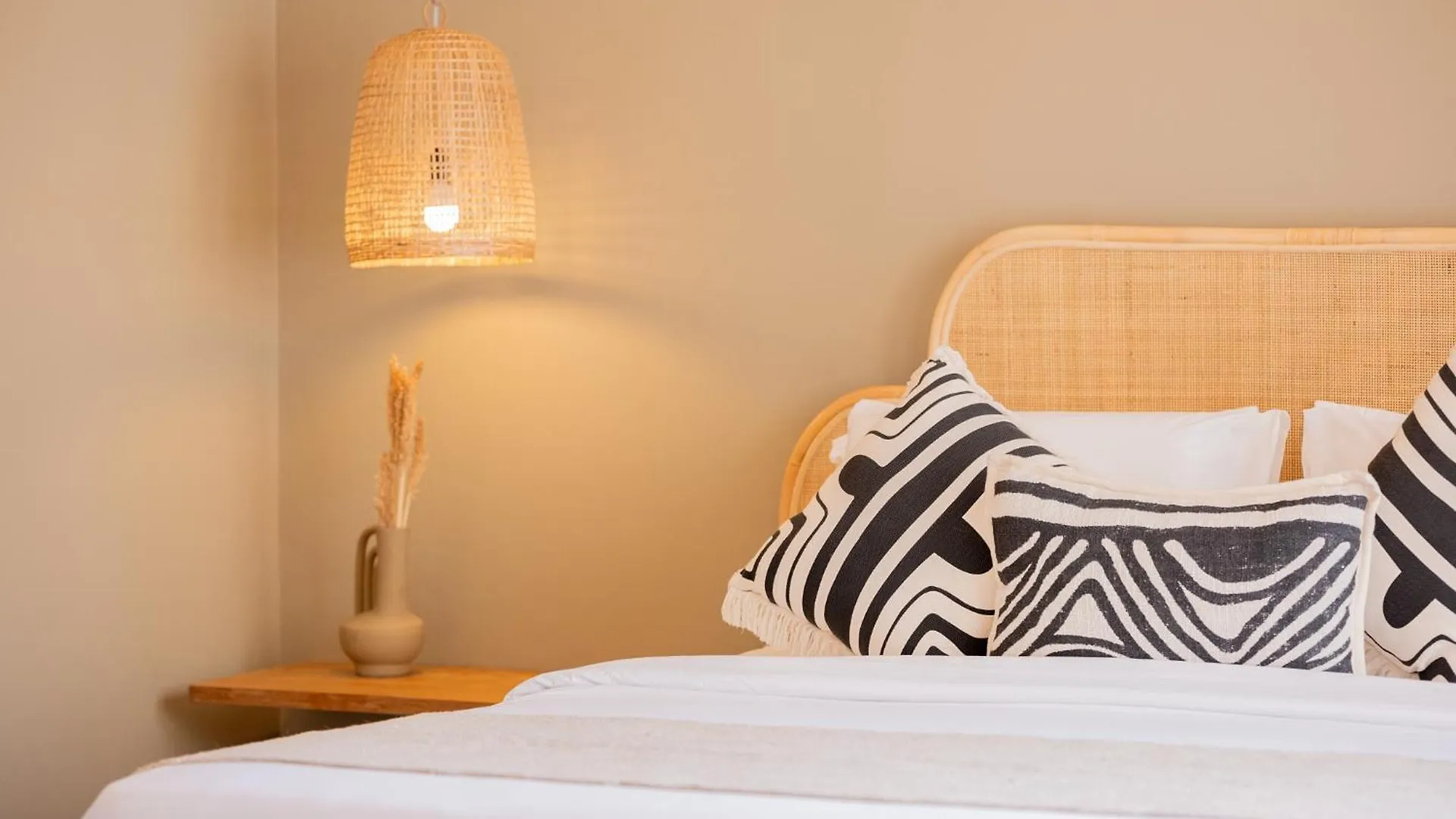 Casa Moana Seminyak 3Br Stylish Private Pool Villa Indonesien