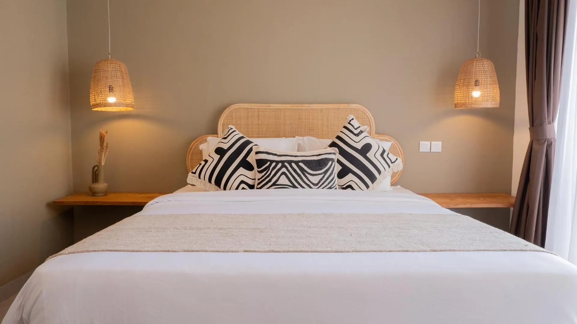 Casa Moana Seminyak 3Br Stylish Private Pool Villa
